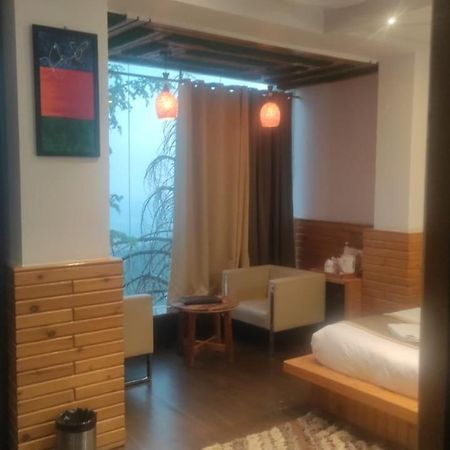 Bed and Breakfast The Siddhartha Дармсала Экстерьер фото
